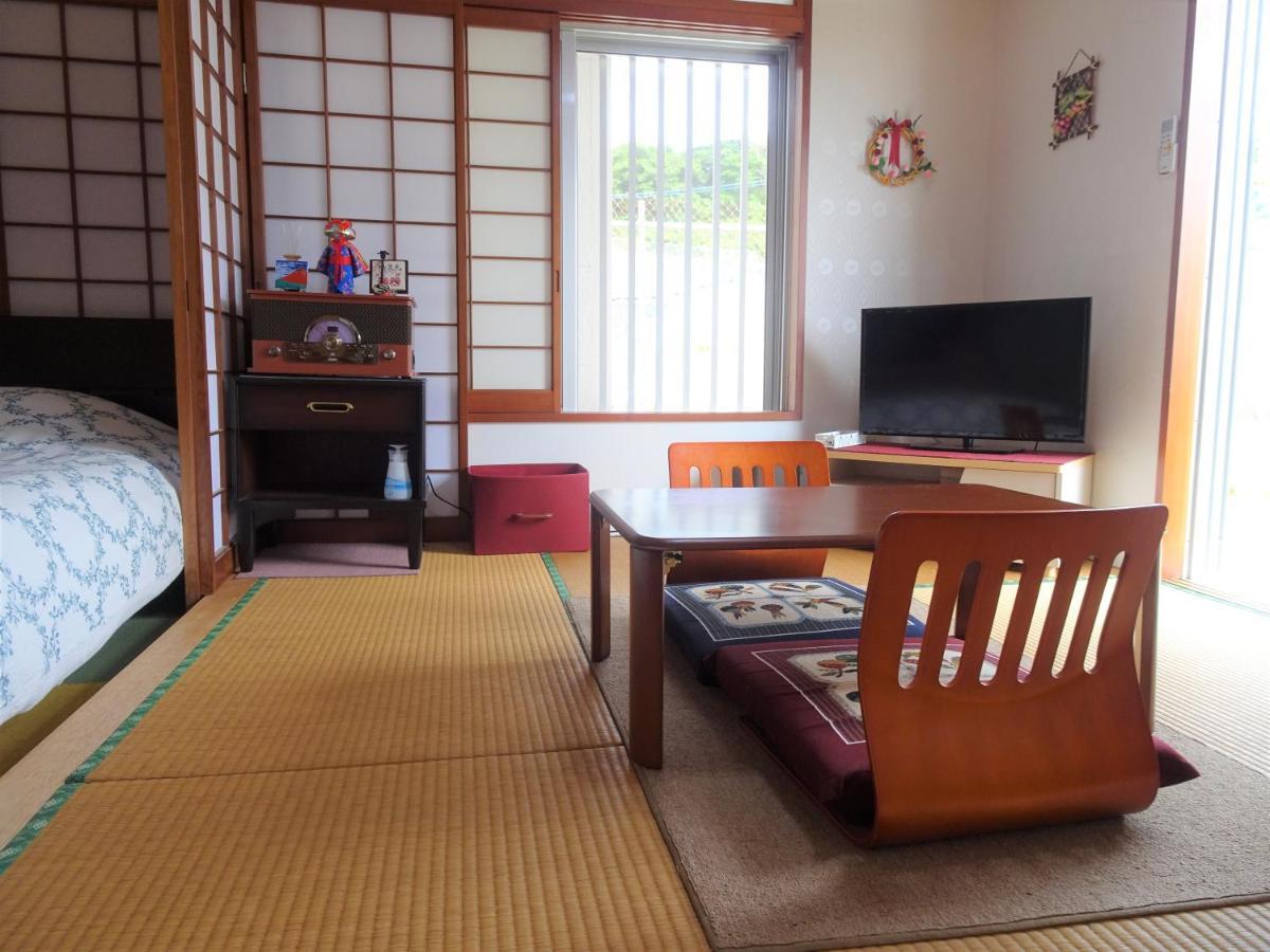Minshuku Itoman Bettei Goyukkuri Hotel Luaran gambar